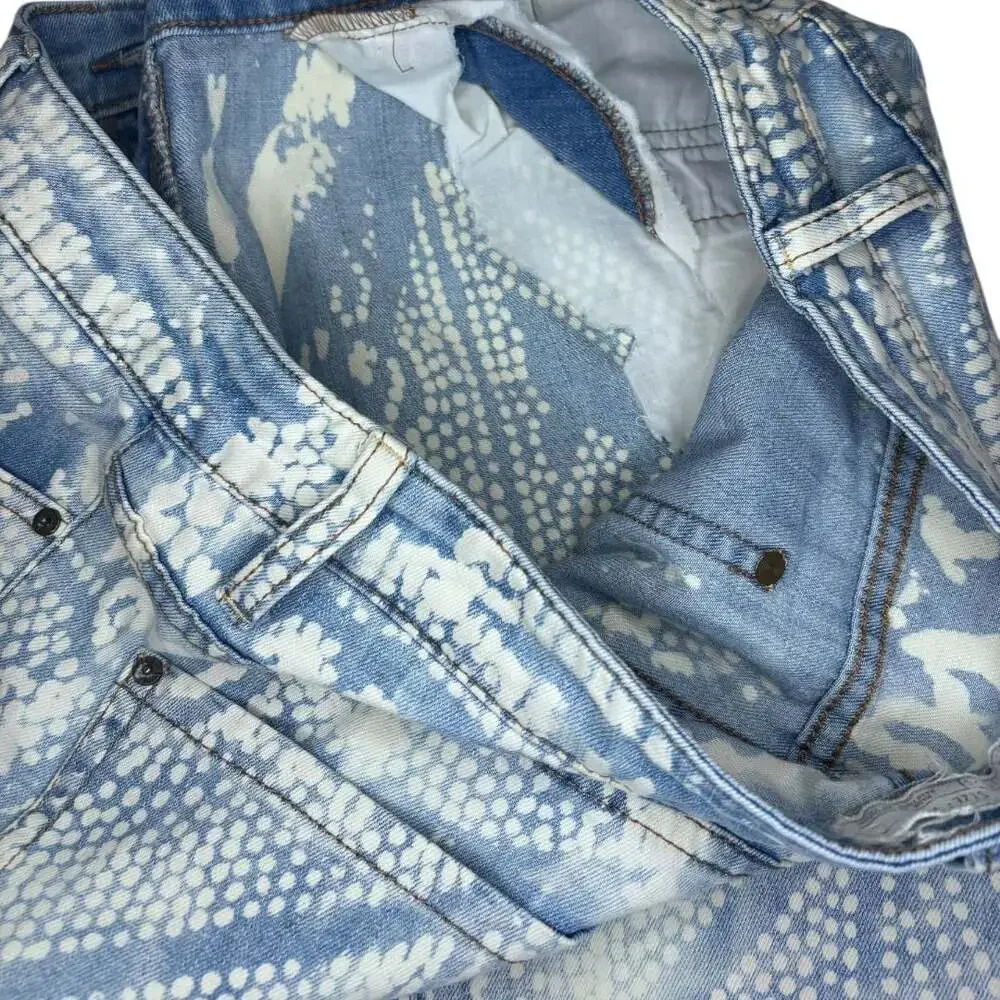 Free People Bali Discharge Pattern Flare Jeans Size 30 - Picture 7 of 7
